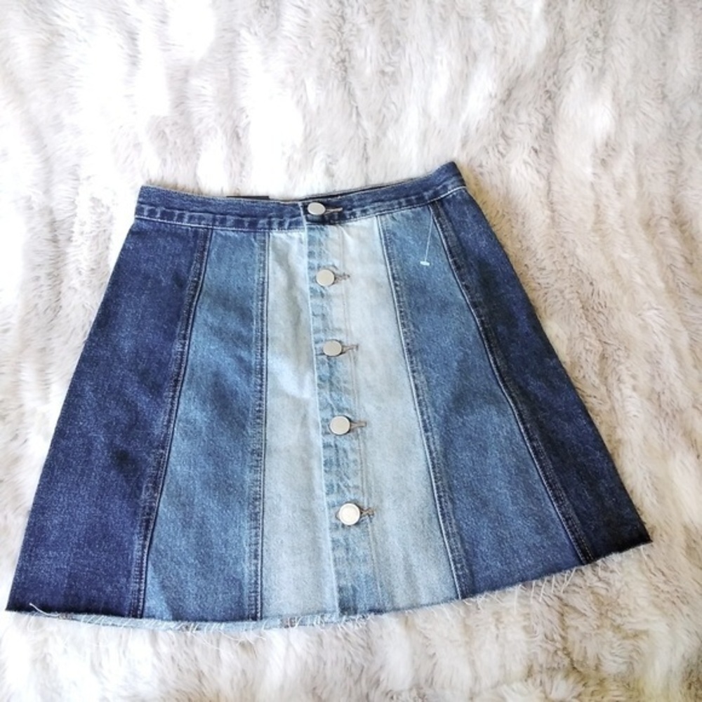 NWT DOLLSKILL BLANKNYC patchwork denim mini skirt All or Nothing distressed blue